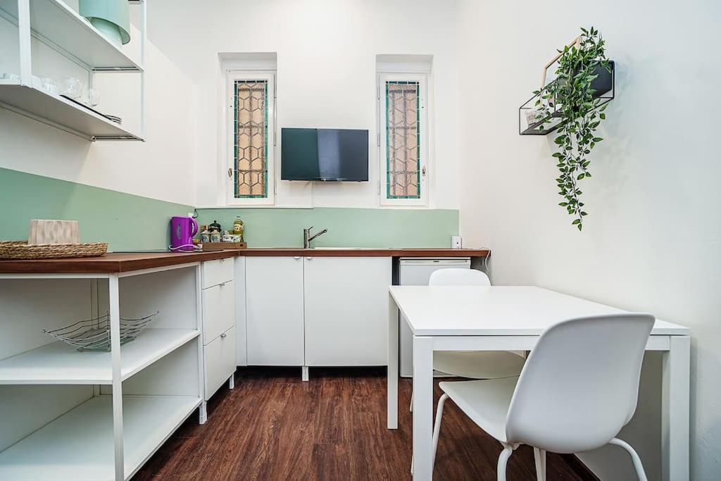 Cozy Old Town Stay - 1-Bedroom Apartment Praga Zewnętrze zdjęcie