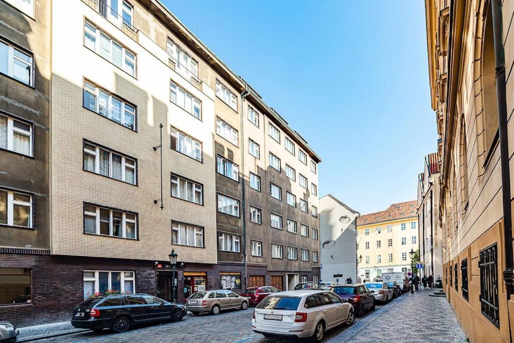 Cozy Old Town Stay - 1-Bedroom Apartment Praga Zewnętrze zdjęcie