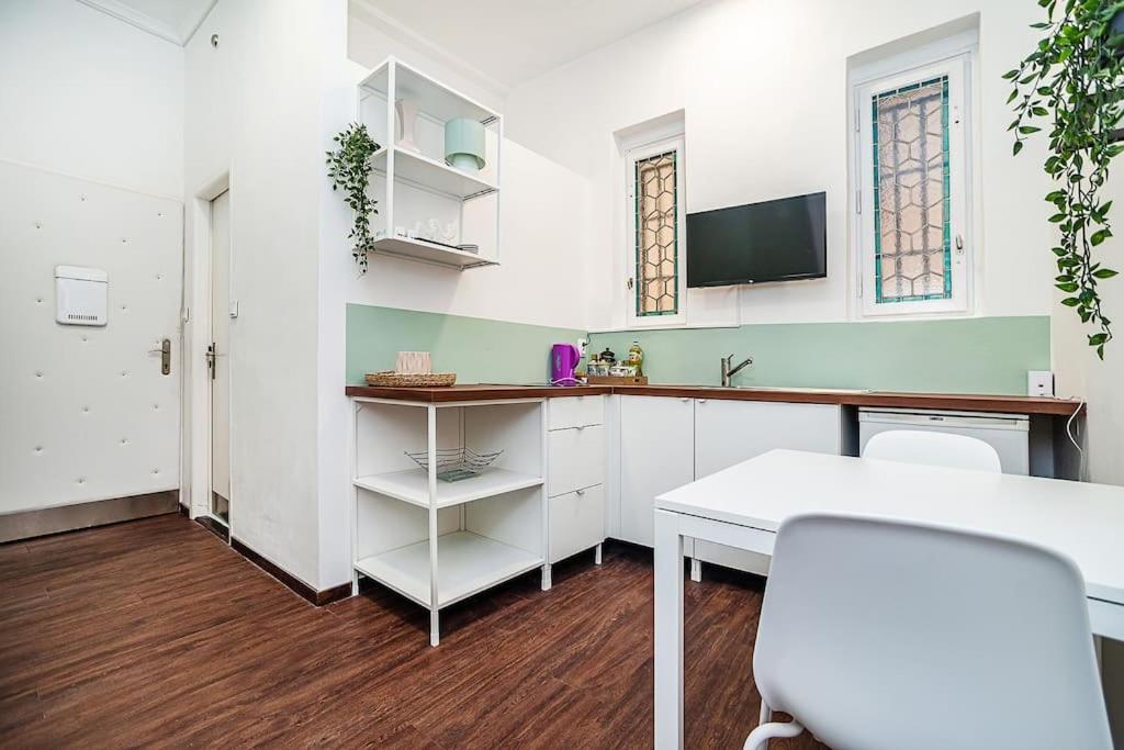 Cozy Old Town Stay - 1-Bedroom Apartment Praga Zewnętrze zdjęcie